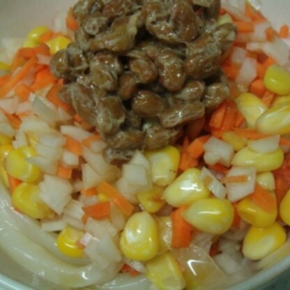 仕上げのツナ缶がっ・・・スイマセン。きゅうきょ納豆で代用(^_^;)
大根たっぷりで満腹になりました。美味しかったー♥ごち様